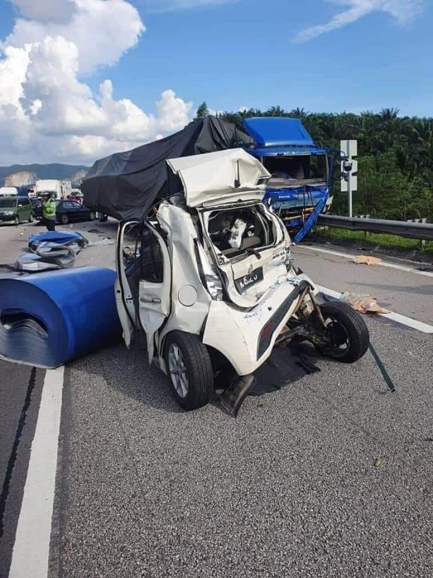 road-crash.jpg